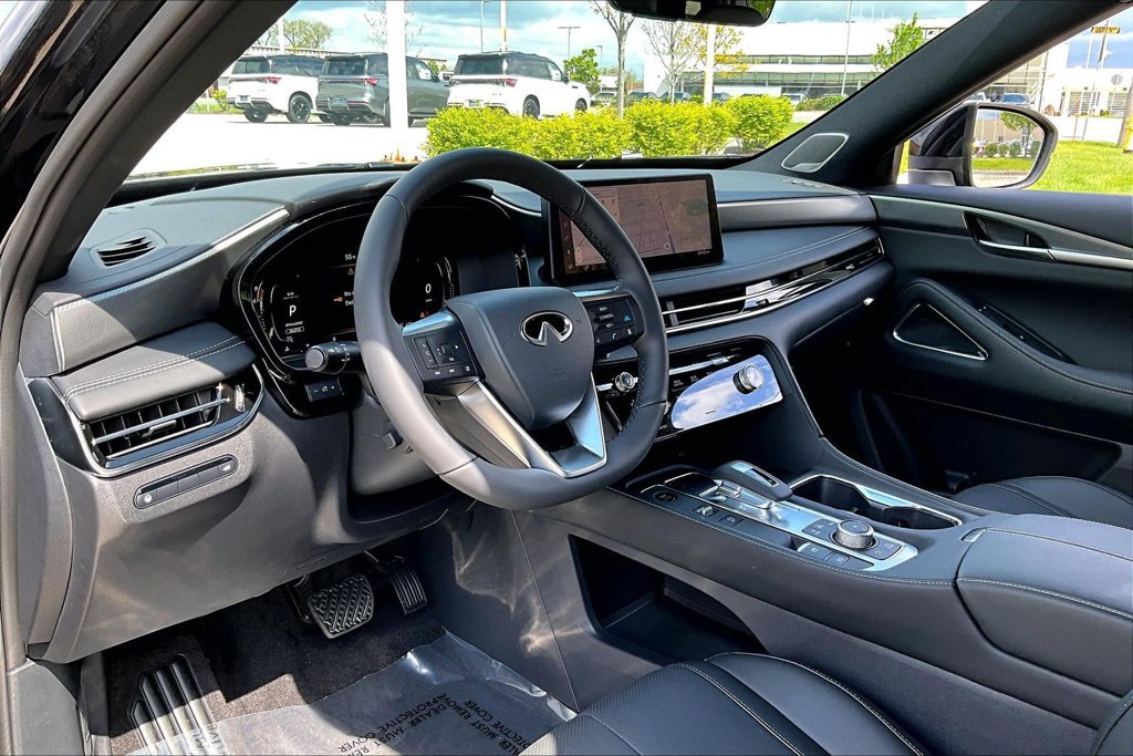 New 2027 INFINITI QX60 Sport w/ Dark Cargo Package AWD/4WD image 6