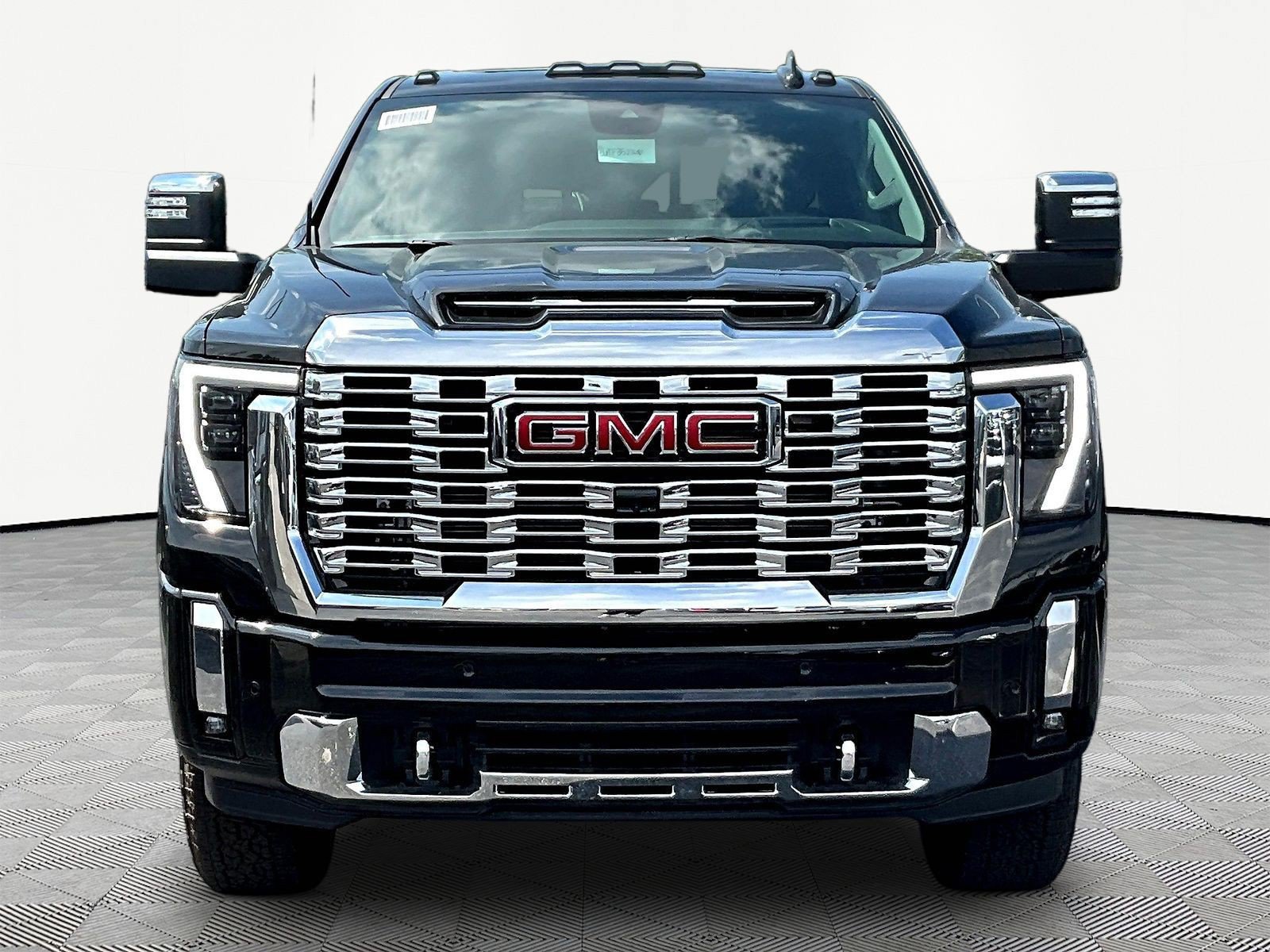 New 2026 GMC Sierra 2500 Denali w/ Denali Reserve Package AWD/4WD image 2