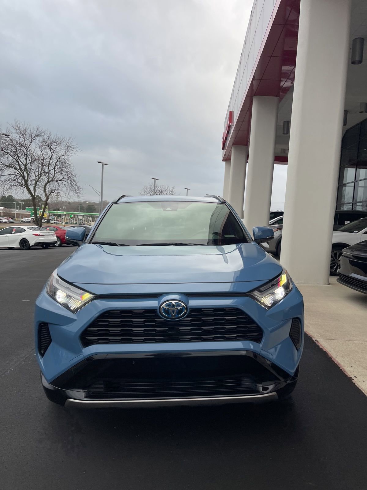 Used 2023 Toyota RAV4 SE
