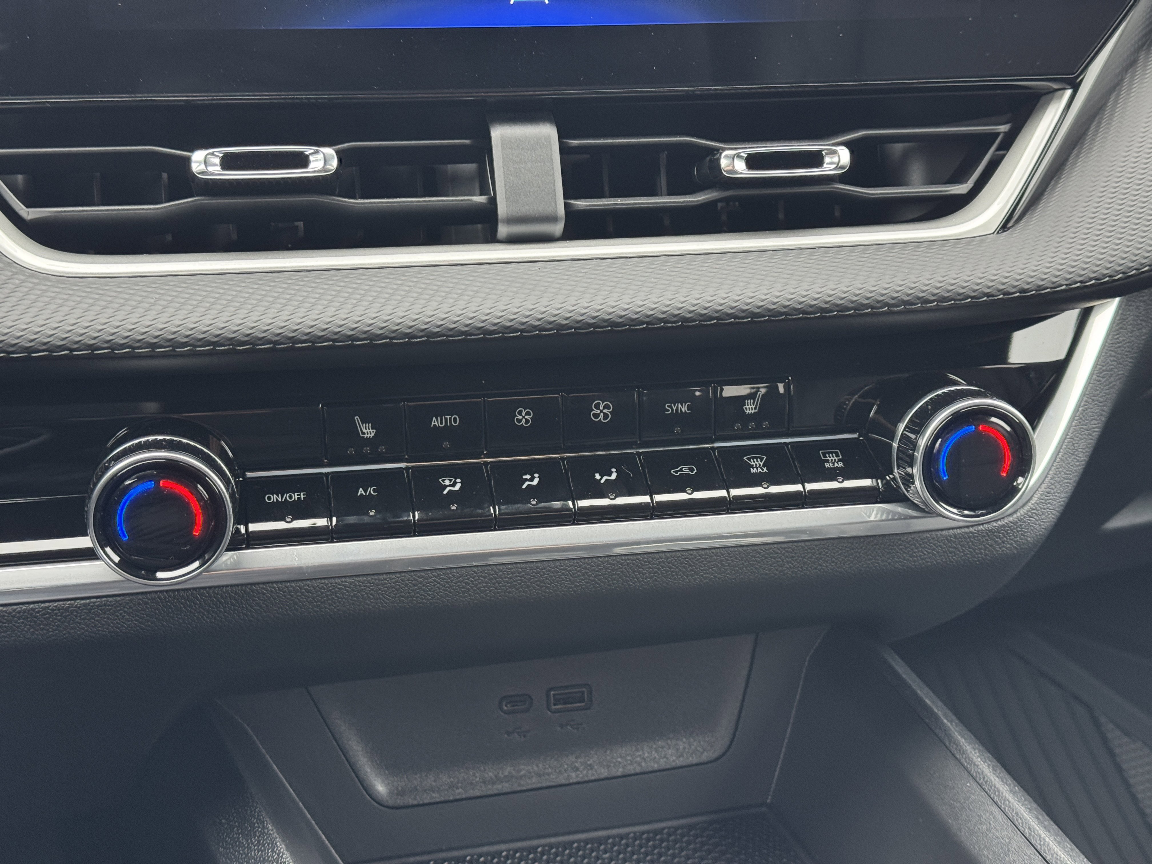 New 2026 Chevrolet Equinox LT w/ Convenience Package II image 22