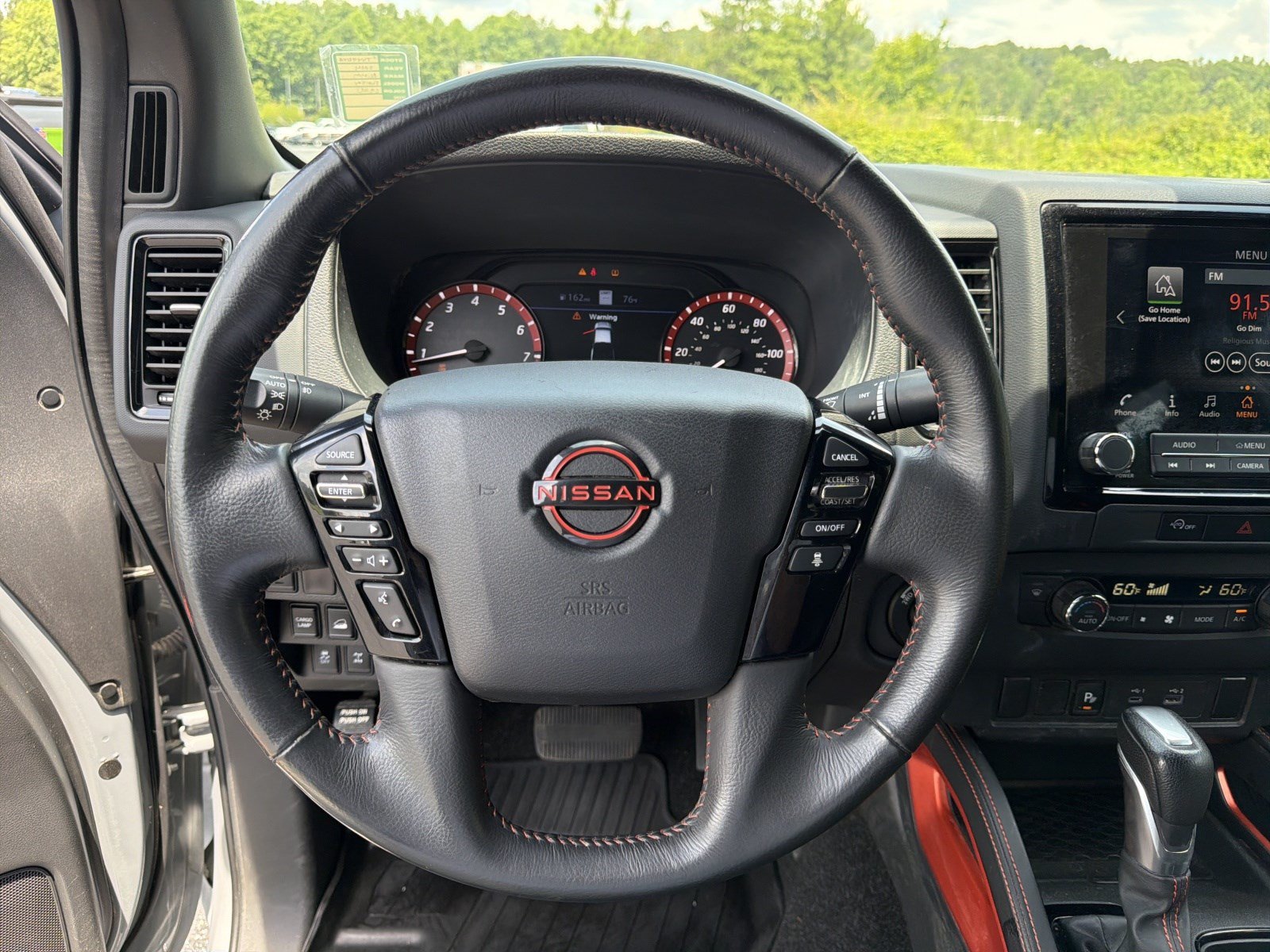 Used 2024 Nissan Frontier PRO-4X w/ Technology Package AWD/4WD image 24
