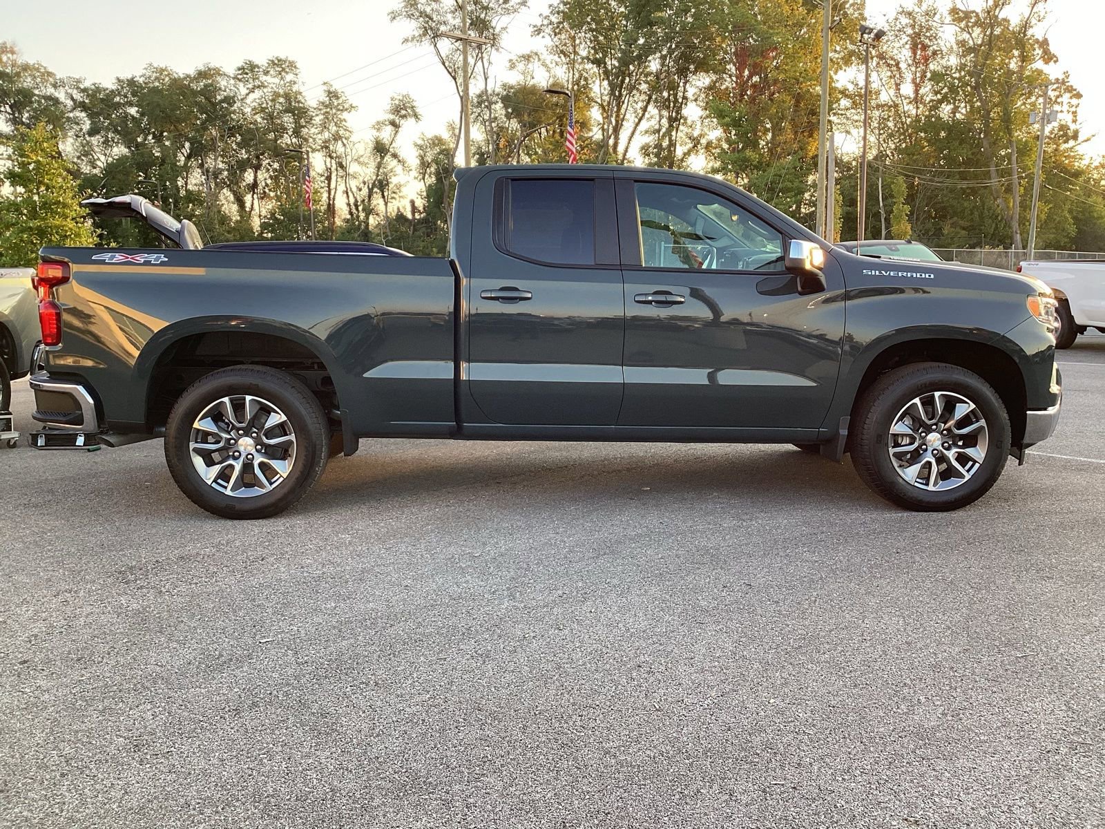 New 2026 Chevrolet Silverado 1500 LT image 4