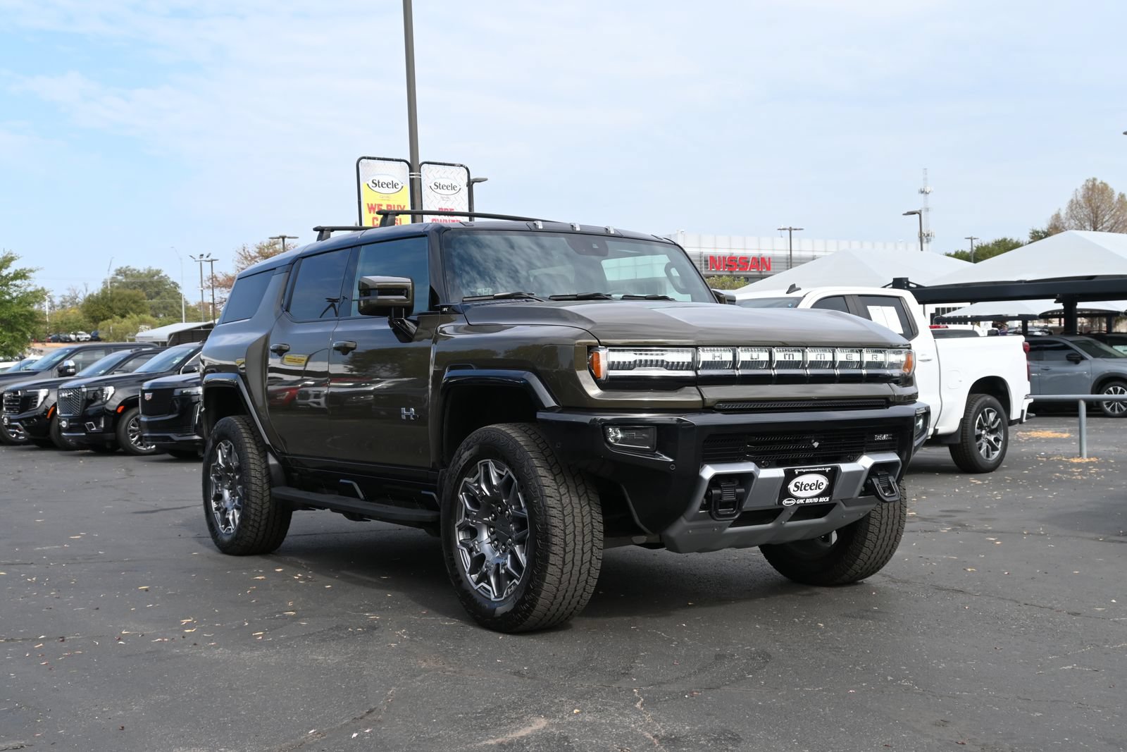 Used 2025 GMC Hummer EV 3X AWD/4WD image 3