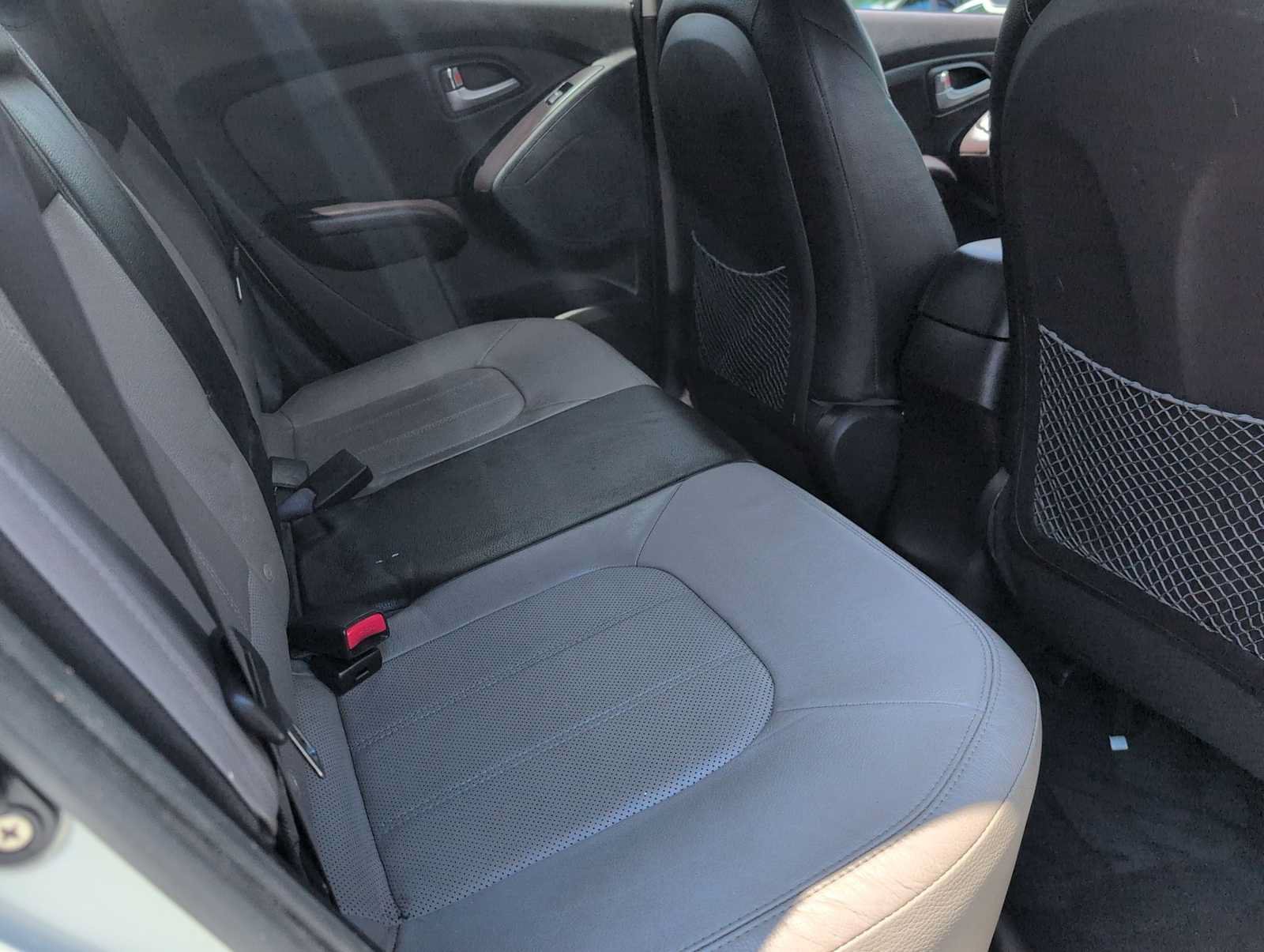 Used 2013 Hyundai Tucson Limited FWD image 19