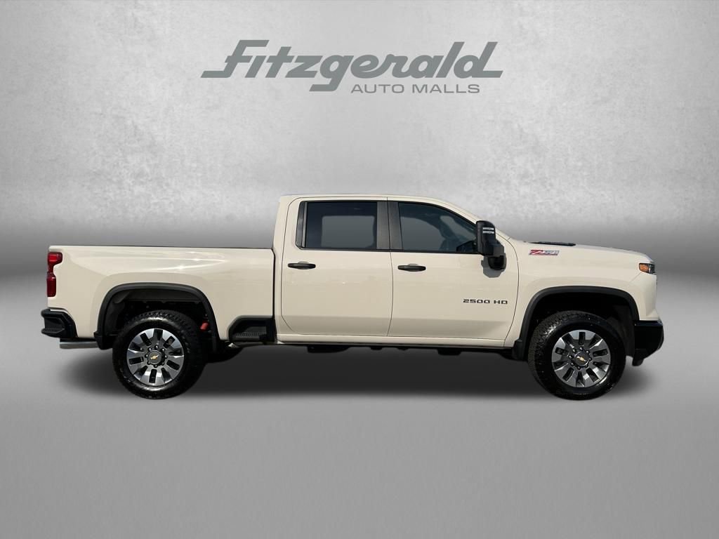 New 2026 Chevrolet Silverado 2500 Custom w/ Custom Value Package AWD/4WD image 4