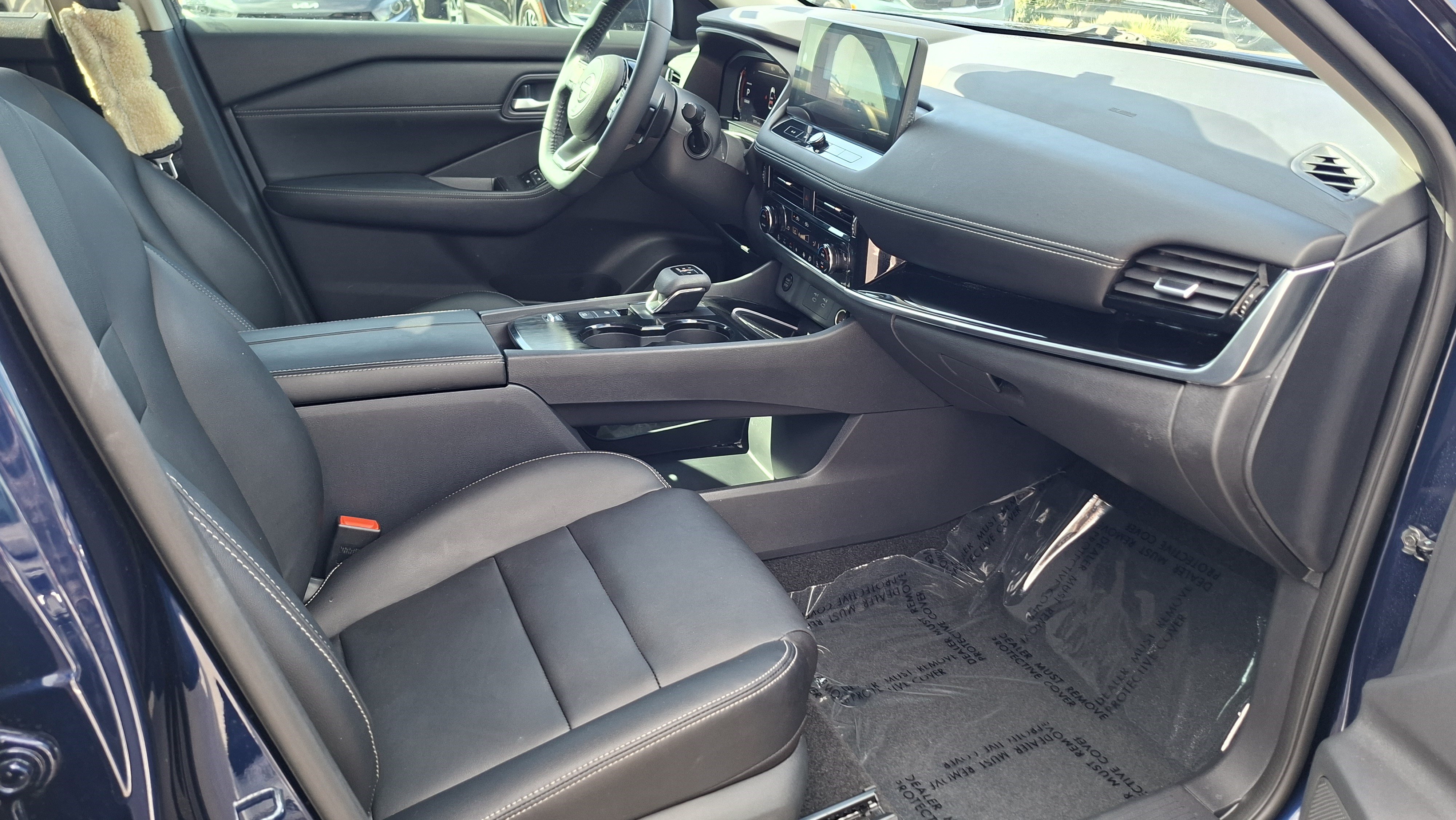 Certified 2024 Nissan Rogue SL w/ SL Premium Package FWD image 23