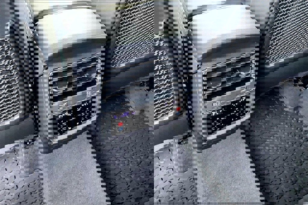 New 2026 Audi SQ7 Premium Plus image 18