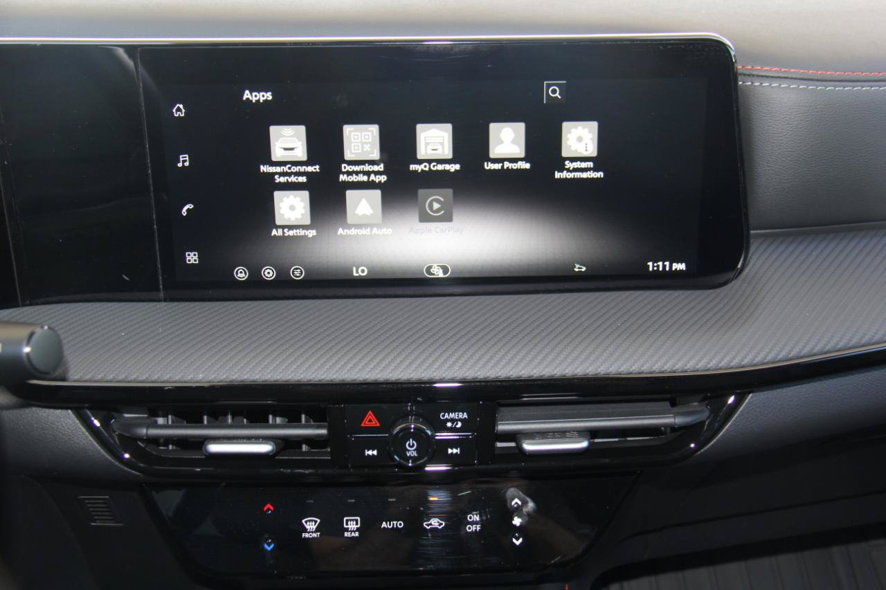 Used 2026 Nissan Kicks SR FWD image 19