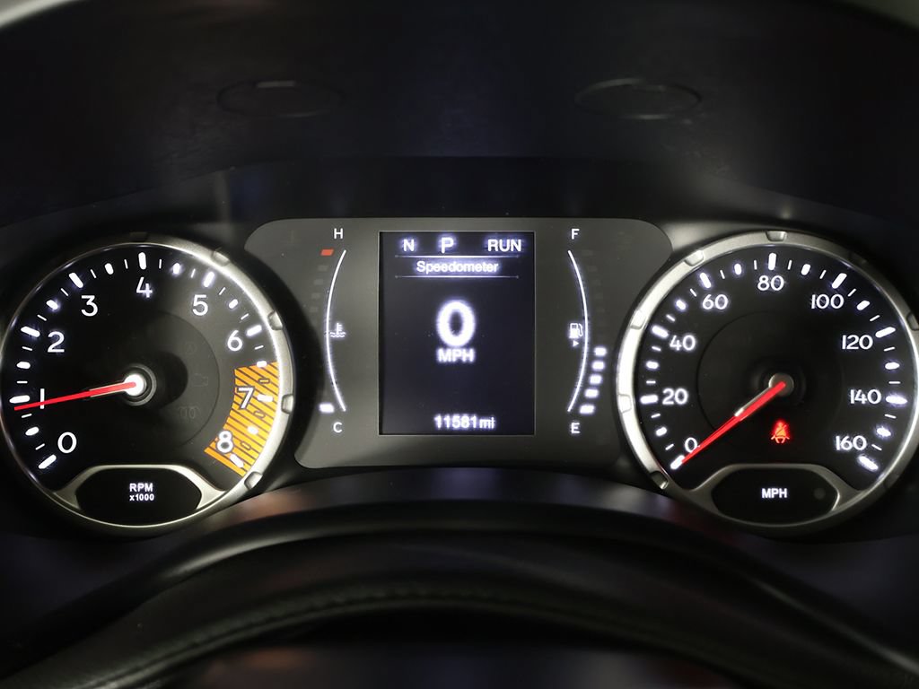 Used 2023 Jeep Renegade Latitude AWD/4WD image 36