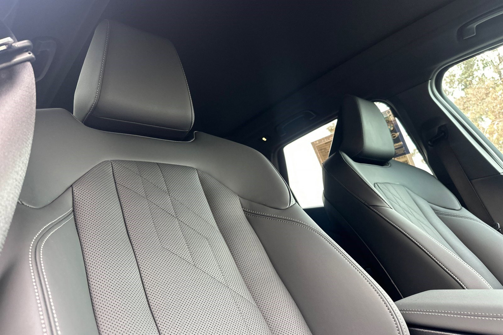 Used 2025 BMW X3 xDrive30i w/ Premium Package image 21