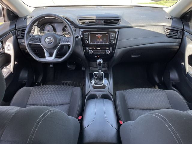 Used 2020 Nissan Rogue SV AWD/4WD image 10