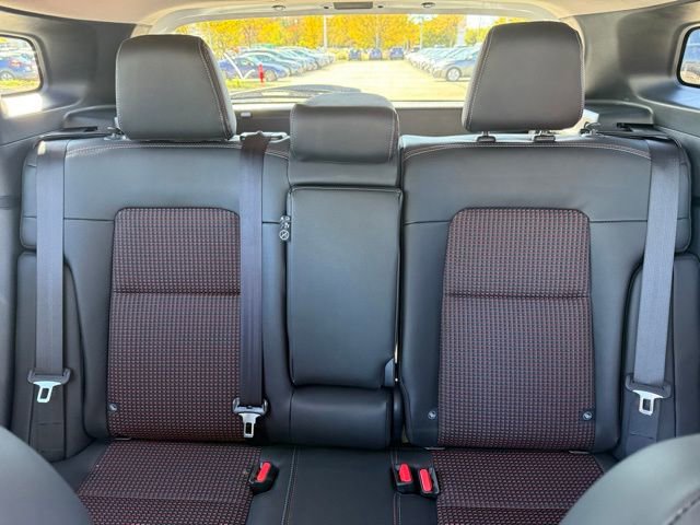 New 2026 Nissan Kicks SR w/ SR Premium Package AWD/4WD image 24