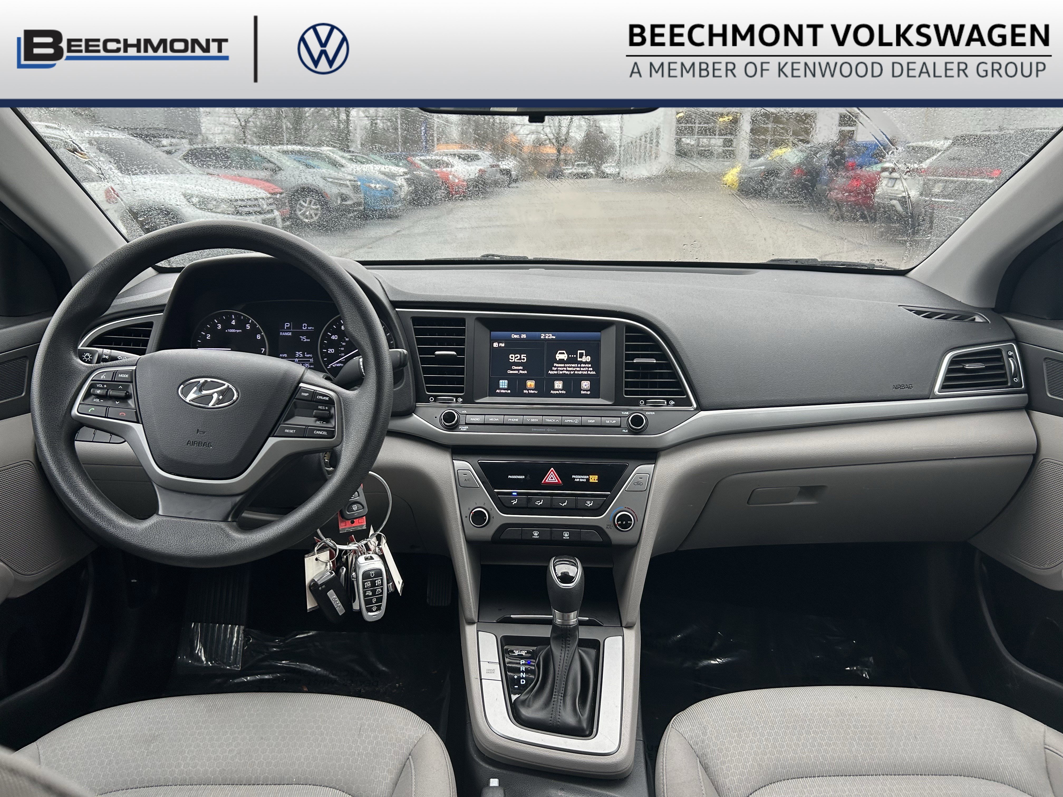 Used 2017 Hyundai Elantra SE image 9