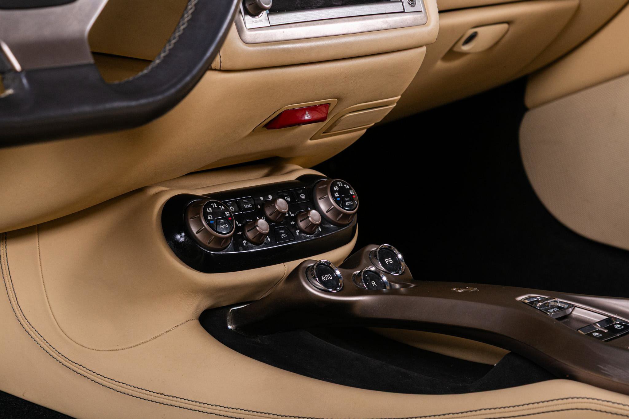 Used 2011 Ferrari California image 38