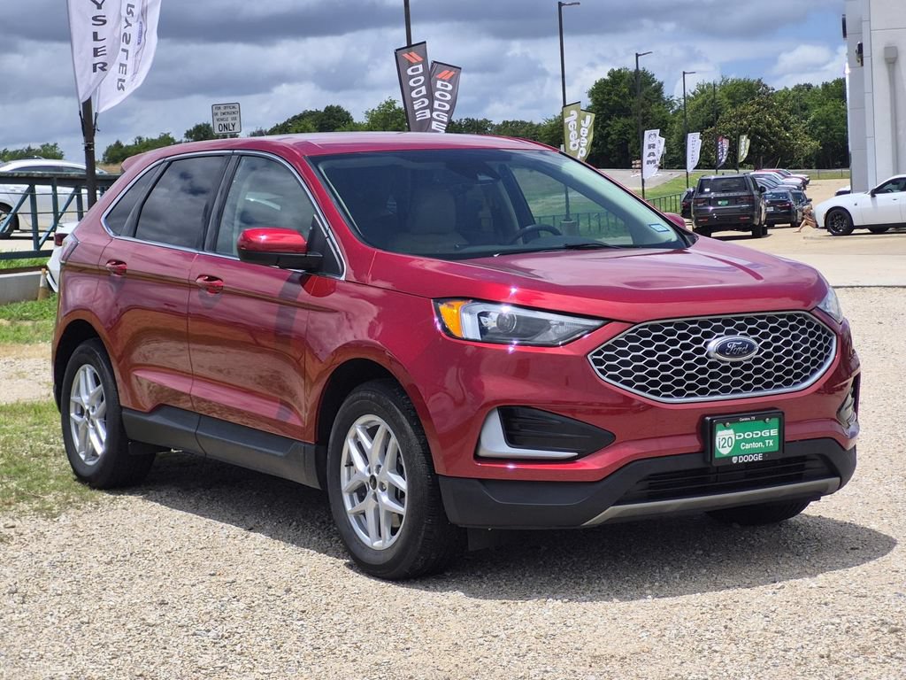 Used 2024 Ford Edge SEL AWD/4WD image 2