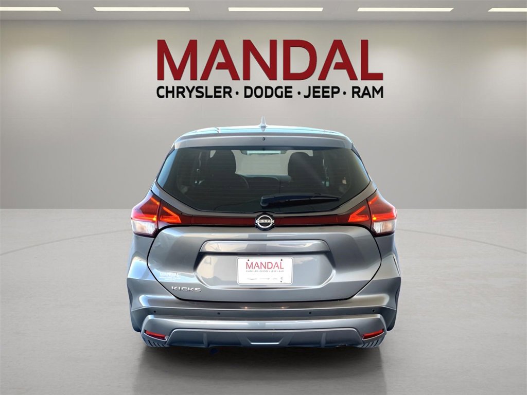 Used 2024 Nissan Kicks S image 7