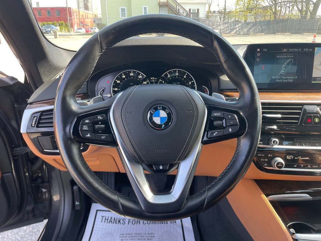 Used 2019 BMW 530i xDrive AWD/4WD image 15