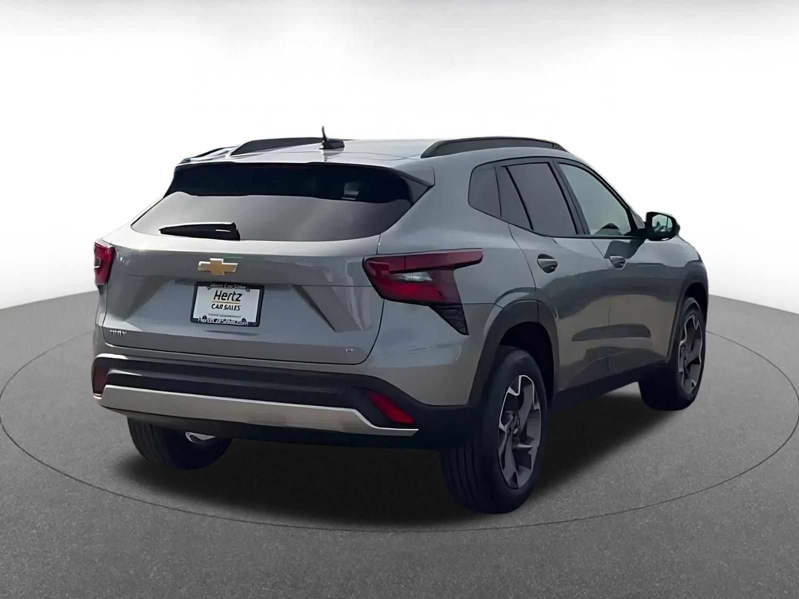 Used 2025 Chevrolet Trax LT image 14