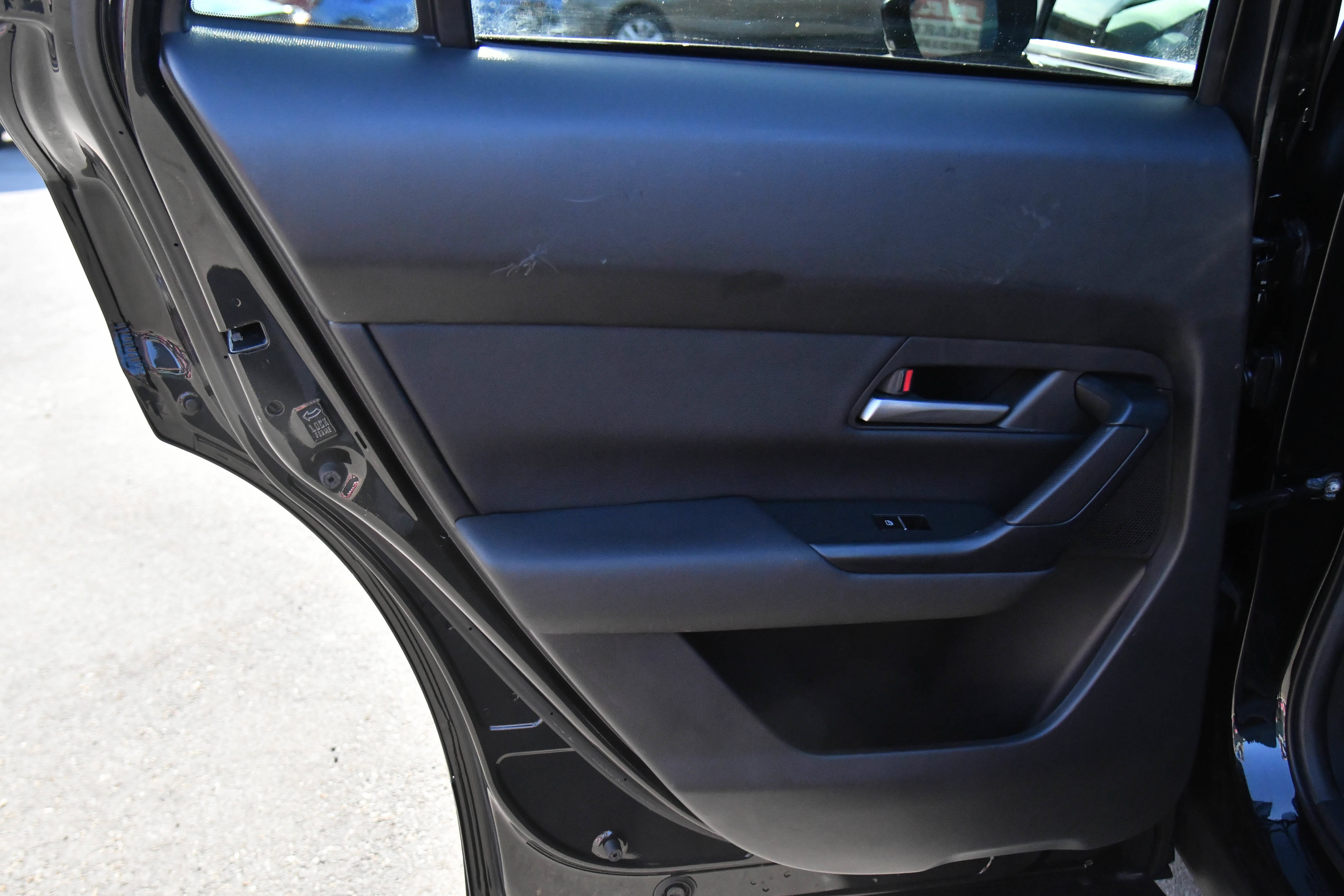 Used 2025 MAZDA CX-50 2.5 Hybrid w/ Preferred Pkg AWD/4WD image 34