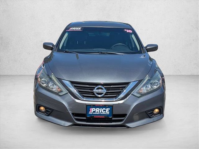 Used 2018 Nissan Altima 2.5 SR FWD image 2