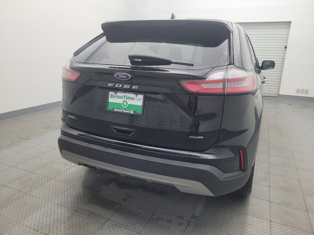 Used 2024 Ford Edge SEL image 7