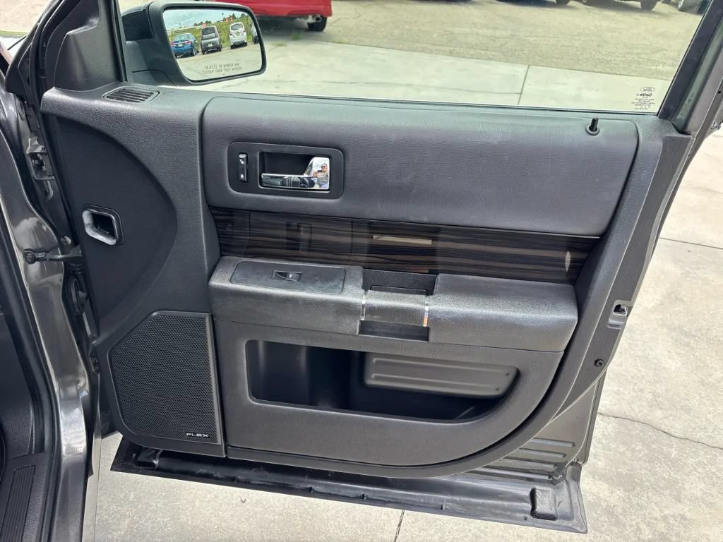 Used 2019 Ford Flex SEL w/ Equipment Group 202A FWD image 26