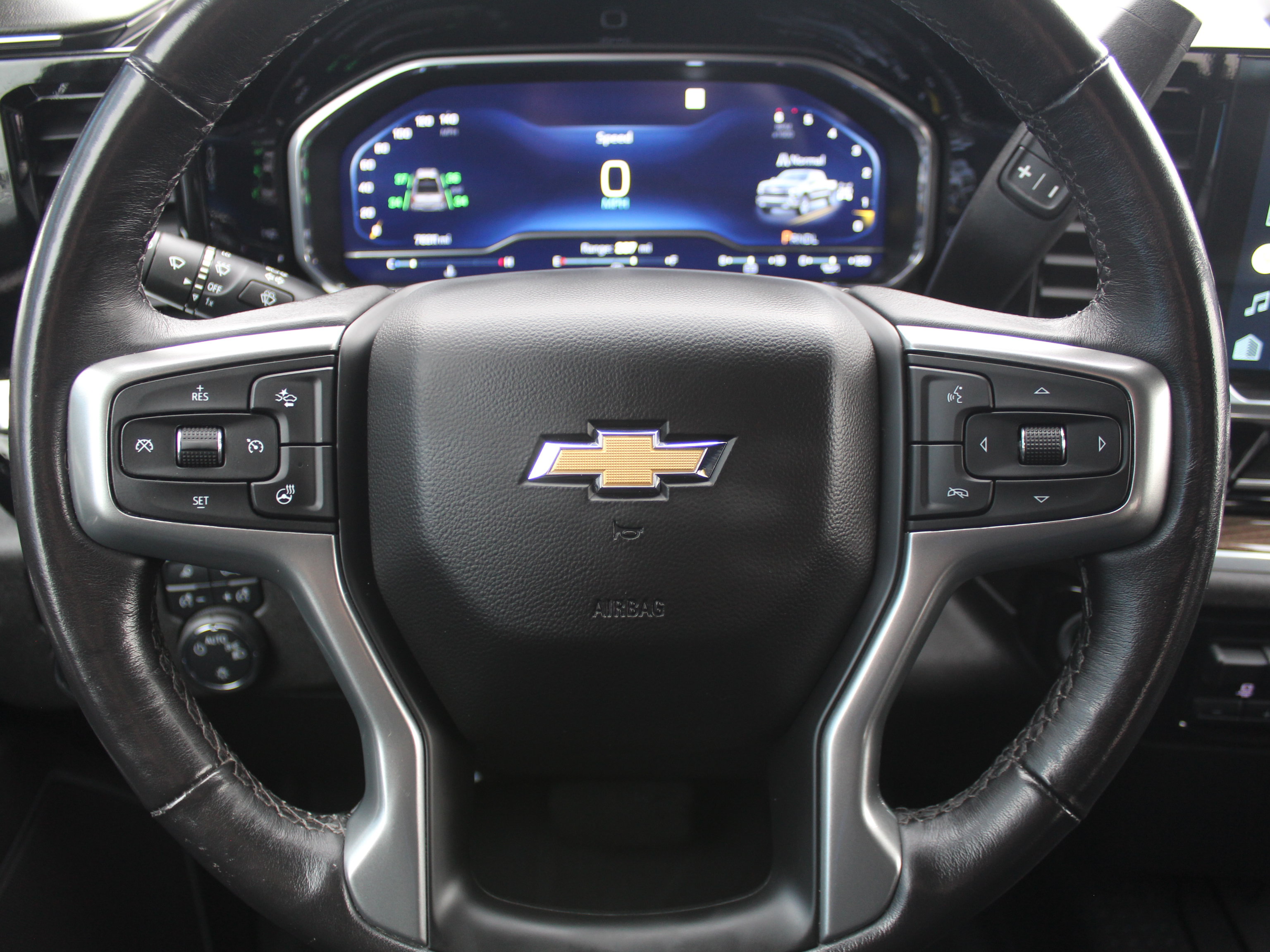 Used 2022 Chevrolet Silverado 1500 LT w/ Safety Package AWD/4WD image 16