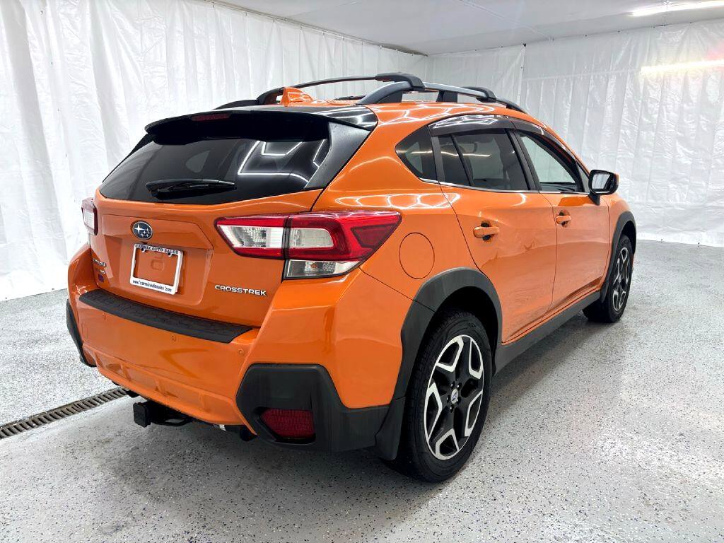 Used 2018 Subaru Crosstrek 2.0i Limited image 3