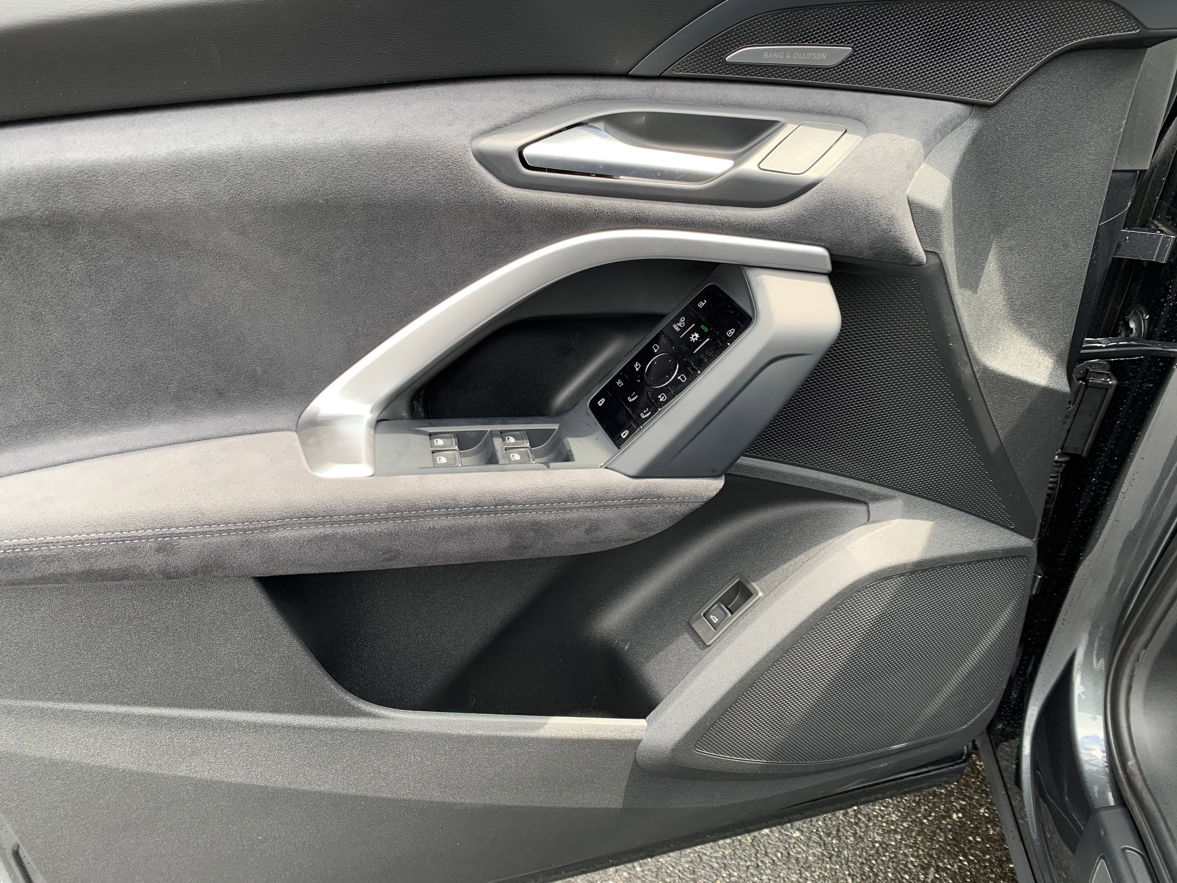 New 2026 Audi SQ5 Premium Plus AWD/4WD image 13