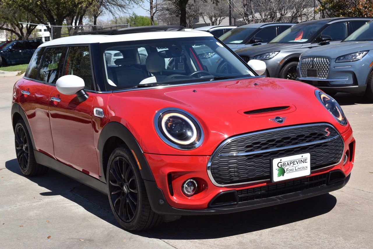 Used 2024 MINI Cooper Clubman S w/ Signature Upholstery Package image 4