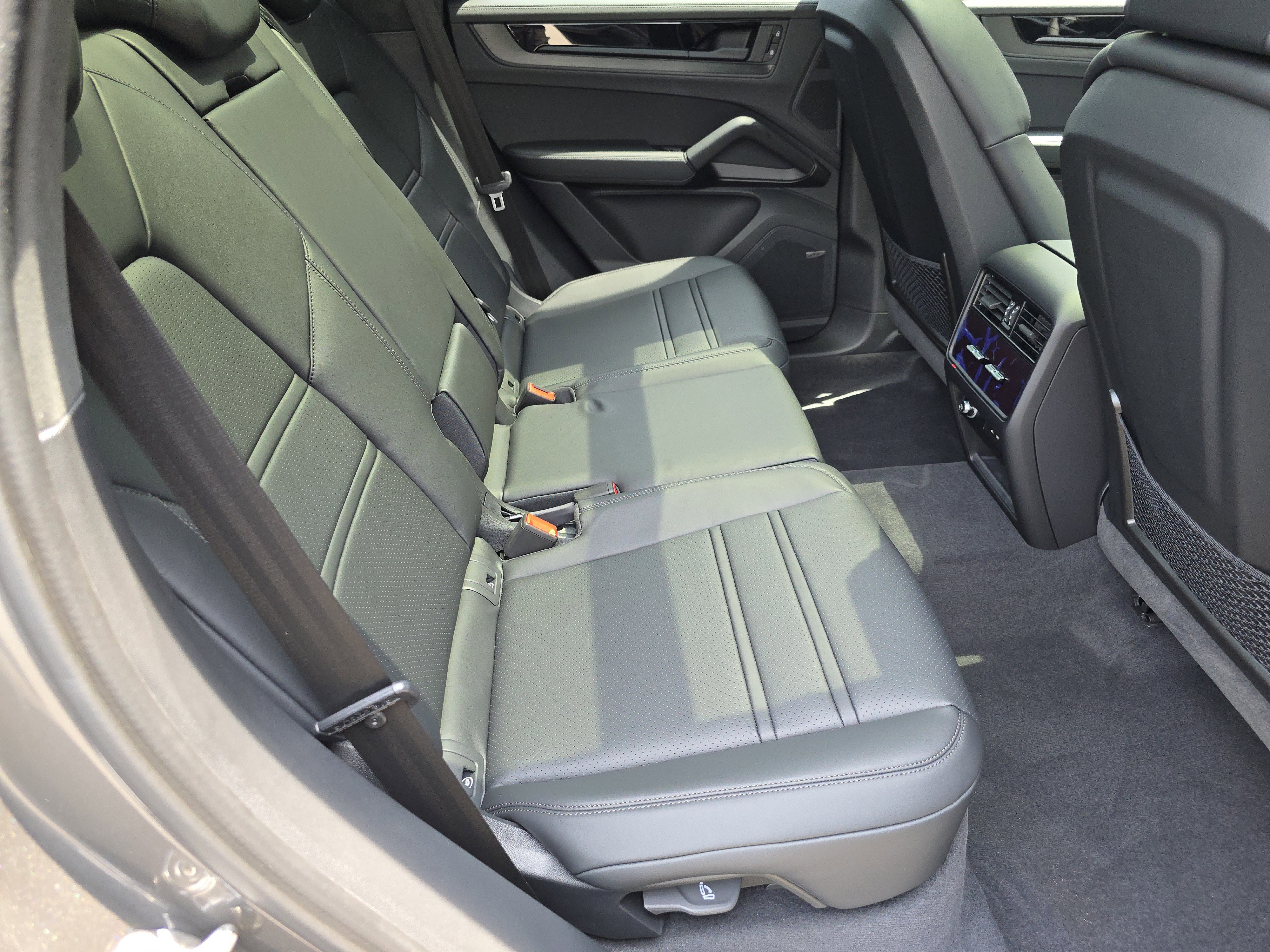 New 2025 Porsche Cayenne GTS image 23