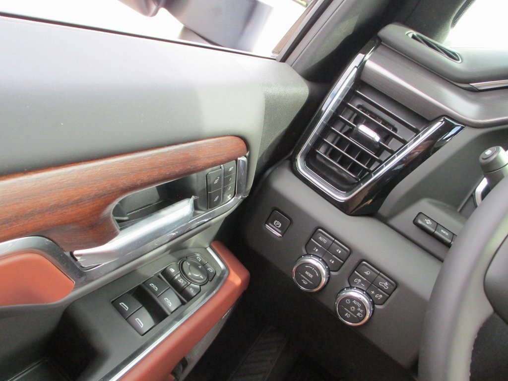 New 2026 GMC Sierra 2500 Denali Ultimate image 17