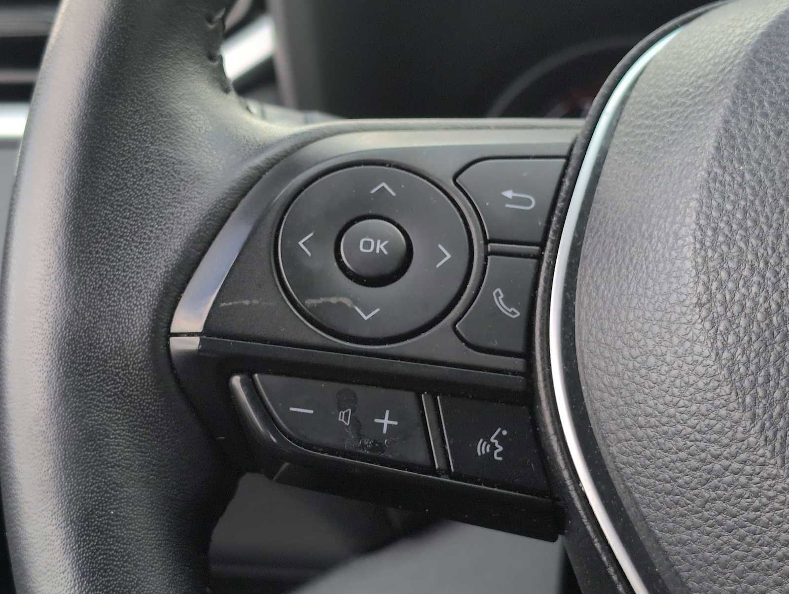 Used 2024 Toyota RAV4 Adventure AWD/4WD image 23