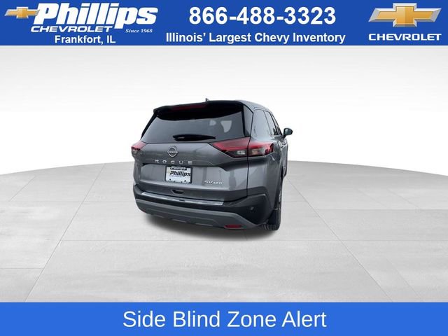 Used 2023 Nissan Rogue SV image 8