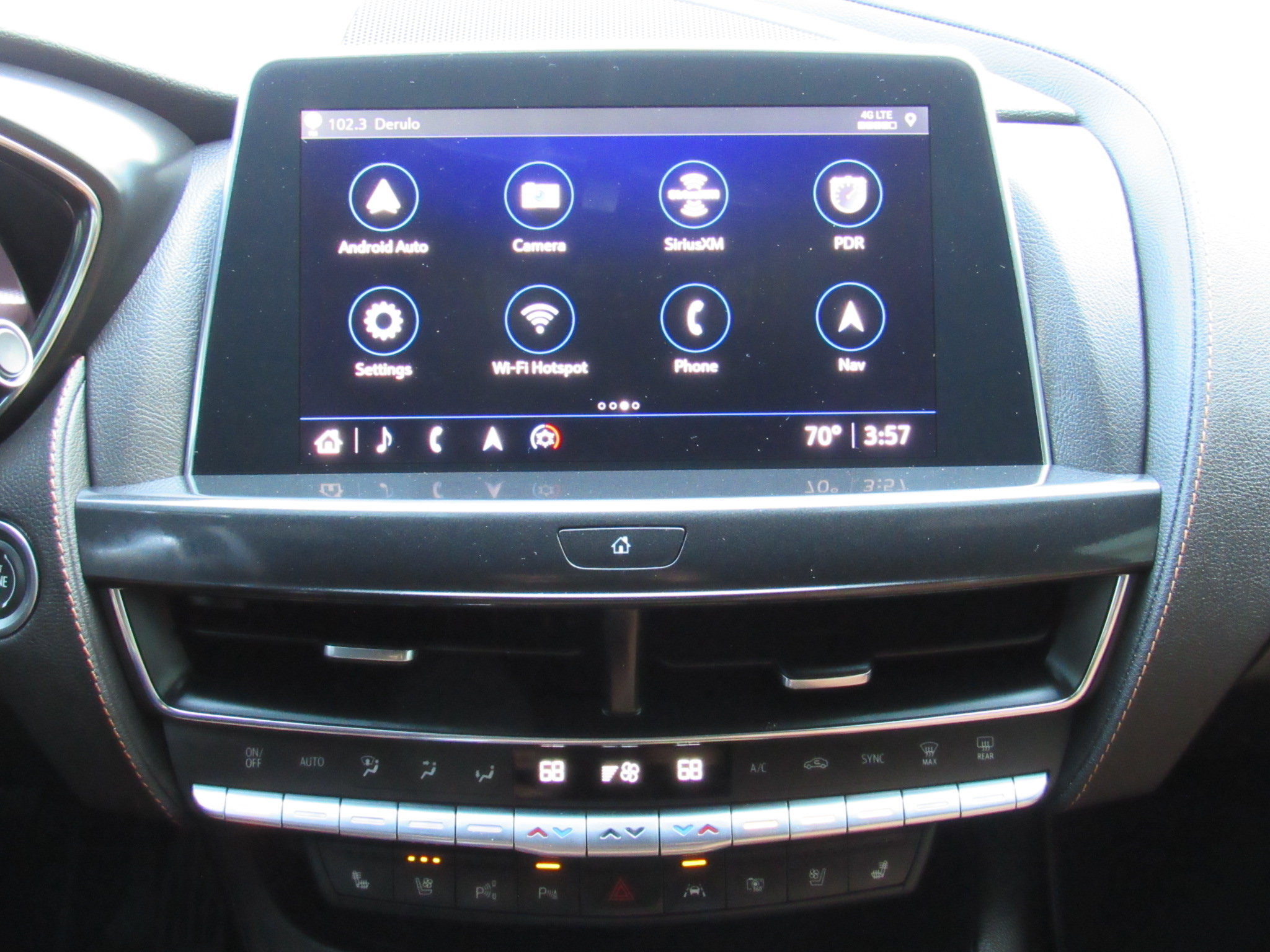 Used 2023 Cadillac CT5 V w/ Platinum Package AWD/4WD image 22