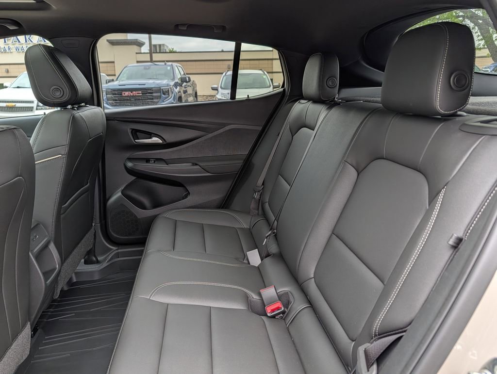 New 2026 Buick Envista Sport Touring w/ Studio Series FWD image 32