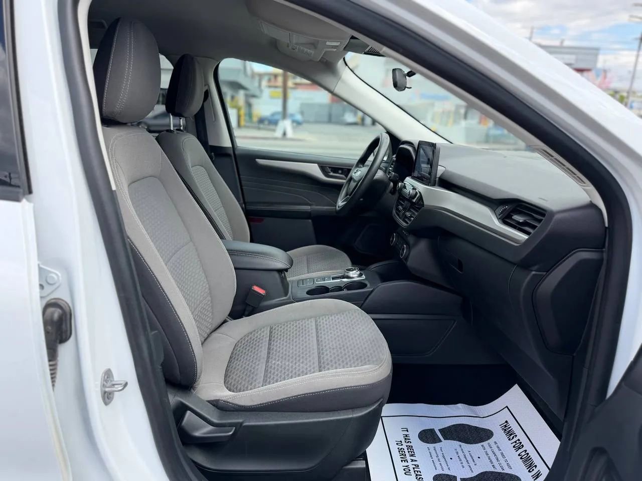 Used 2022 Ford Escape SE FWD image 33
