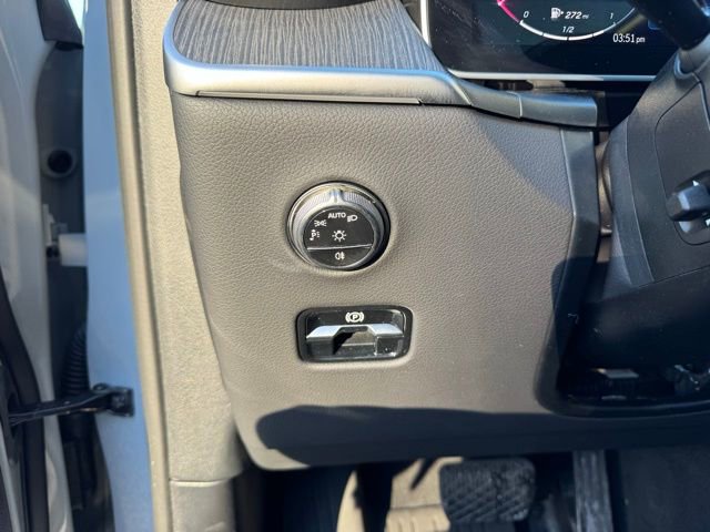 Used 2026 Mercedes-Benz GLC 300 4MATIC image 23