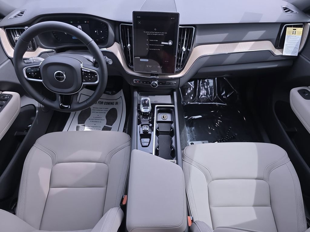 New 2026 Volvo XC60 B5 Core w/ Climate Package image 11