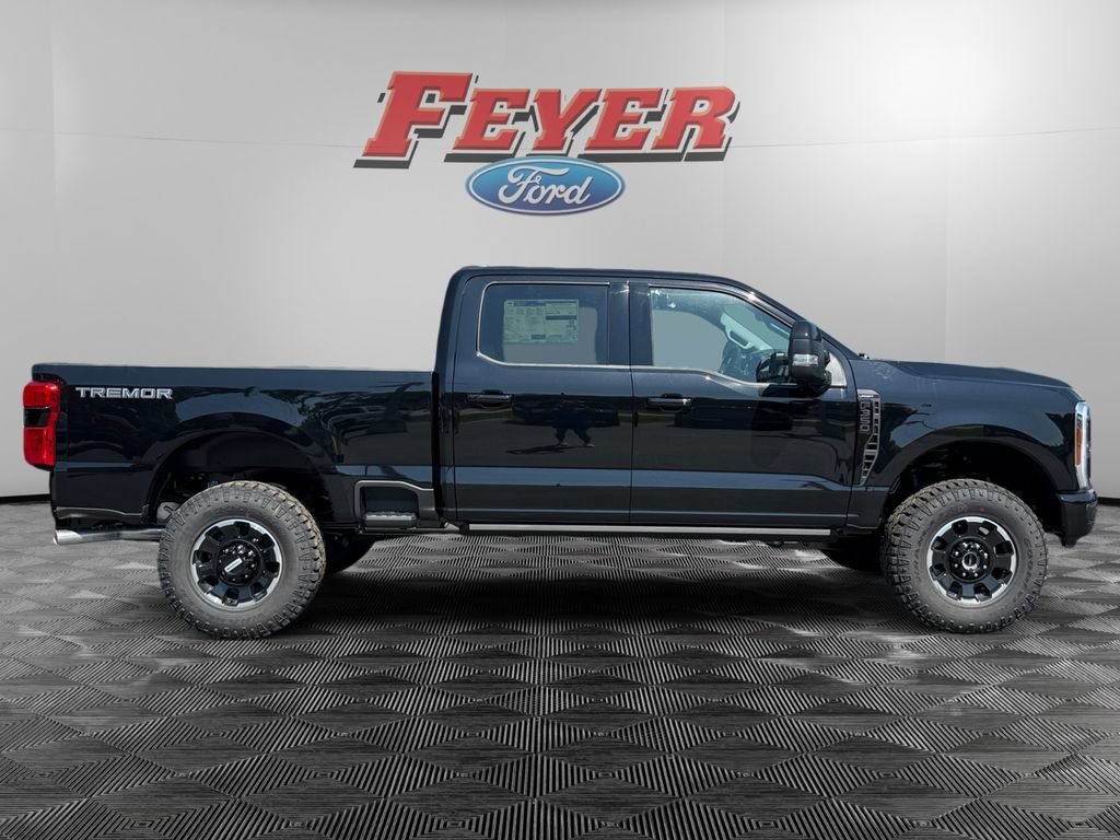 New 2026 Ford F350 Lariat w/ Tremor Off-Road Package AWD/4WD image 6