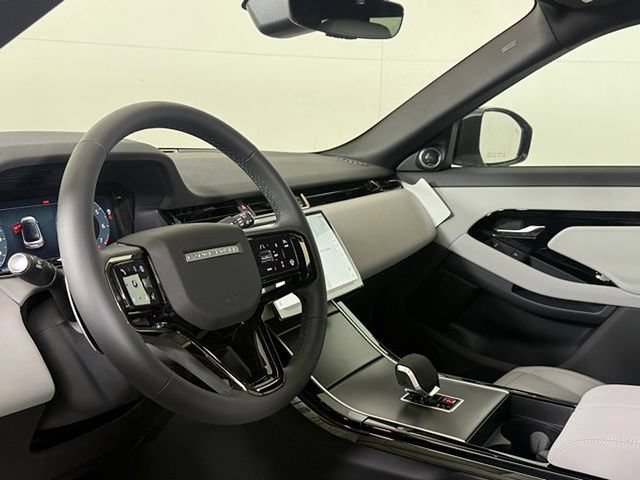 New 2026 Land Rover Range Rover Evoque S AWD/4WD video 4