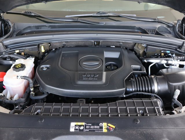 Used 2021 Jeep Grand Cherokee L Summit w/ Luxury Tech Group V image 50