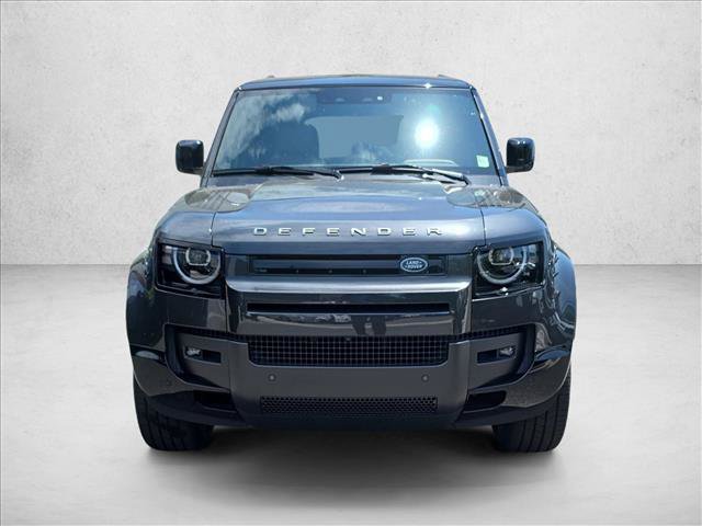New 2026 Land Rover Defender 130 X-Dynamic SE AWD/4WD image 2