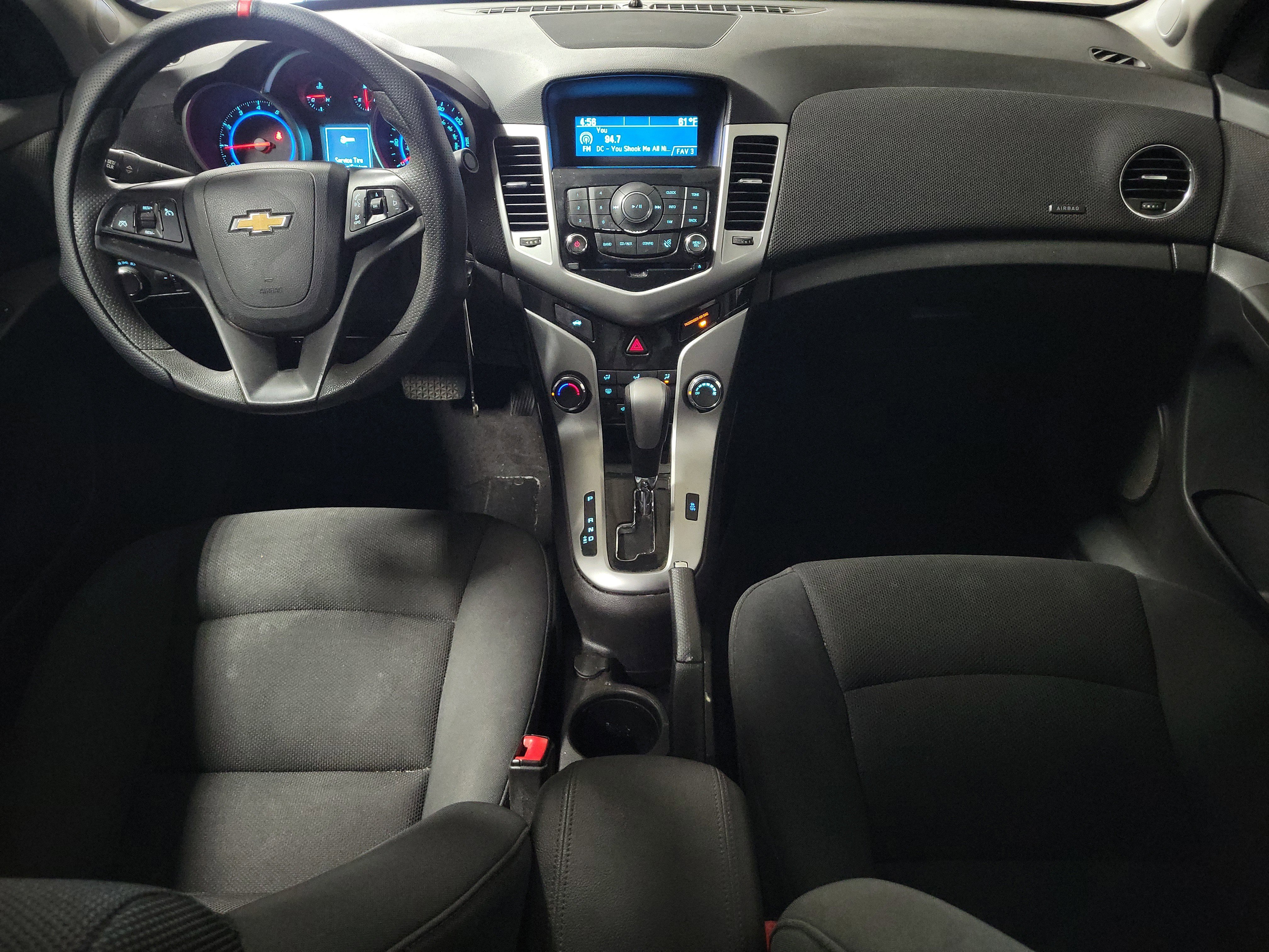 Used 2016 Chevrolet Cruze LT image 12