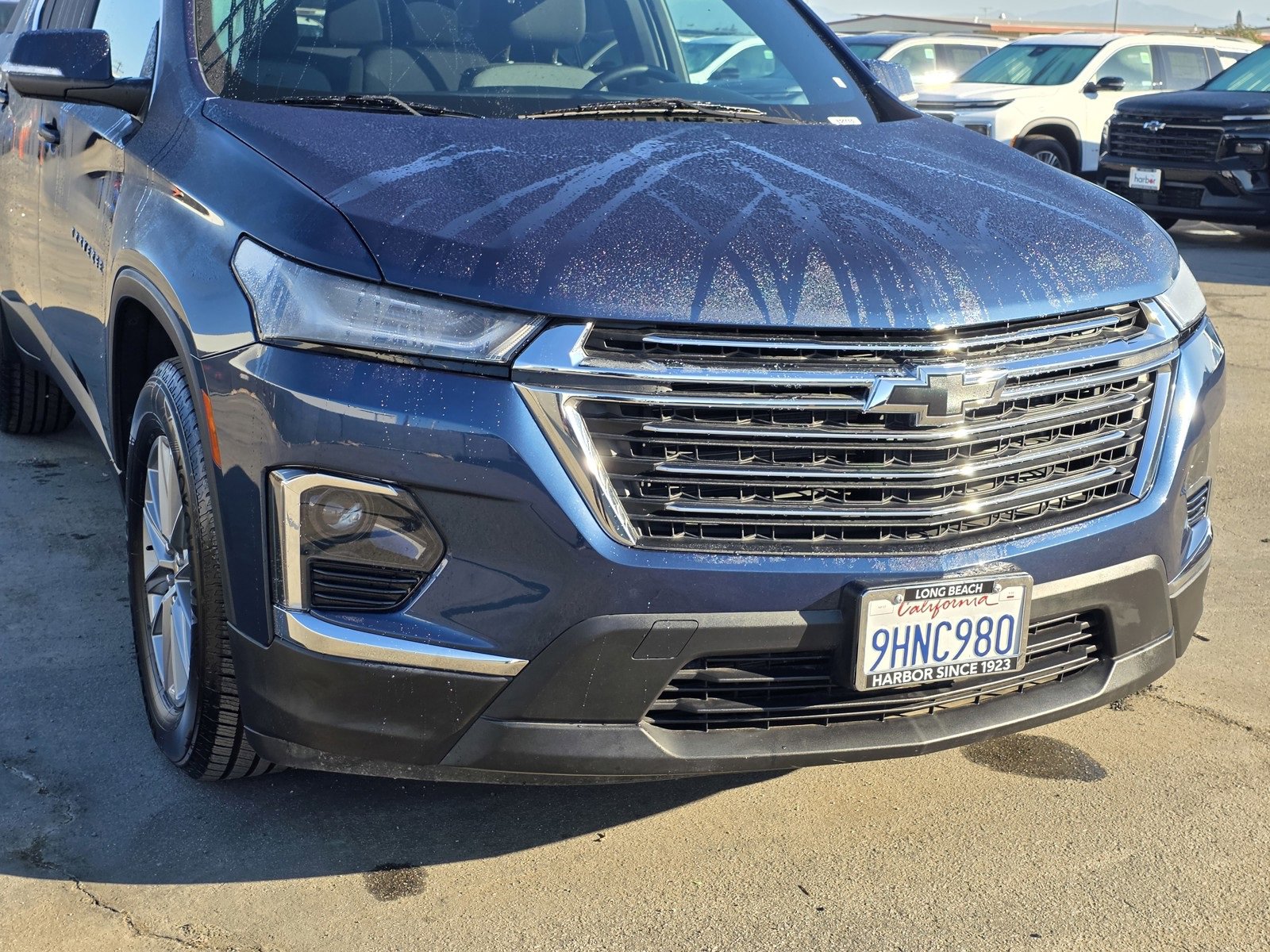 Used 2023 Chevrolet Traverse LT image 8