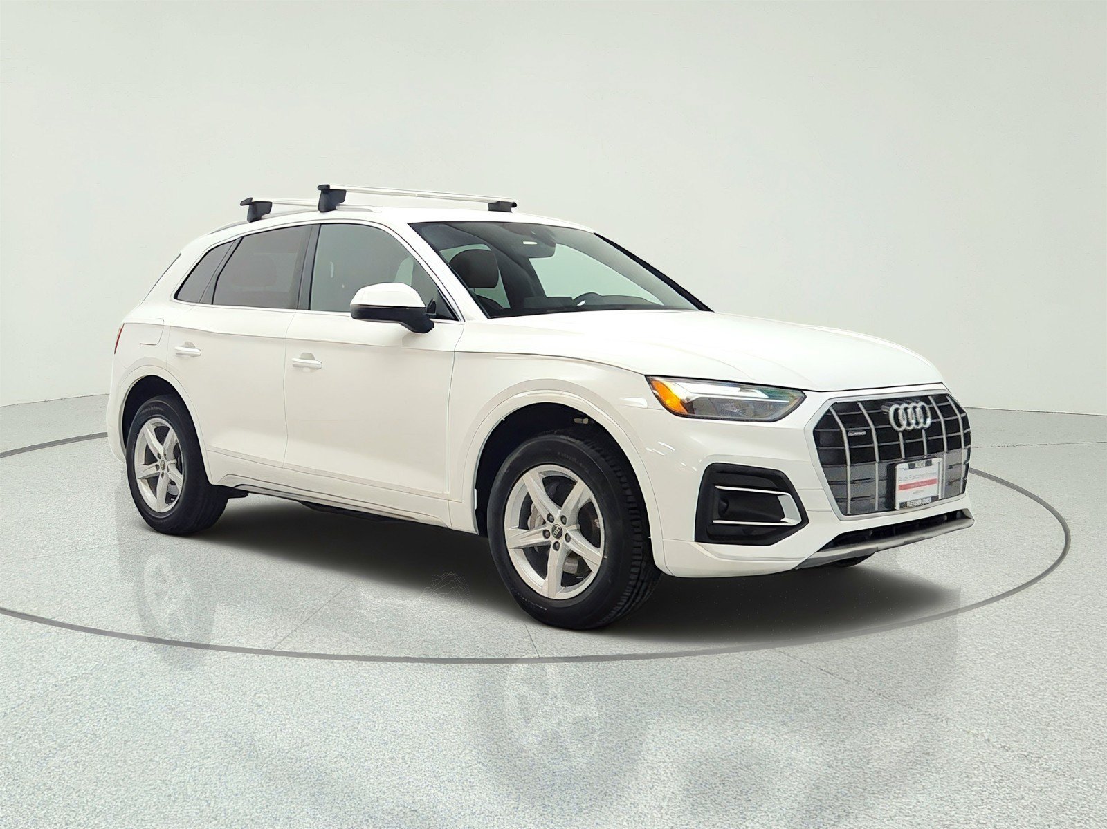 Used 2023 Audi Q5 2.0T Premium w/ Convenience Package AWD/4WD image 3