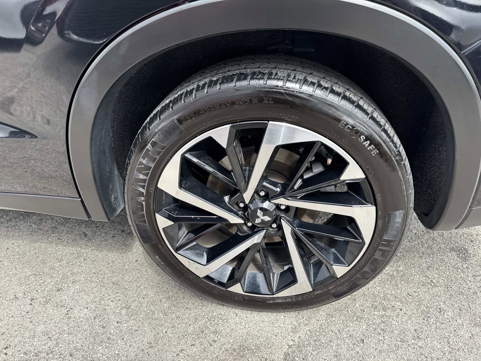 Used 2024 Mitsubishi Outlander FWD image 7