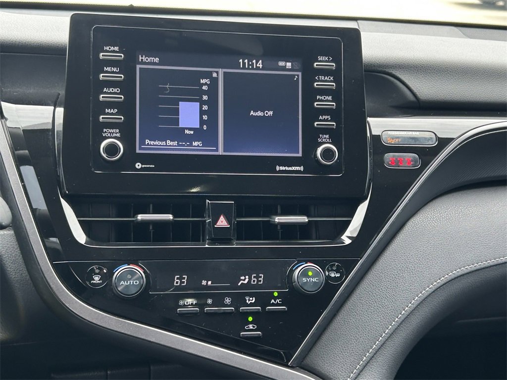 Used 2023 Toyota Camry SE image 18