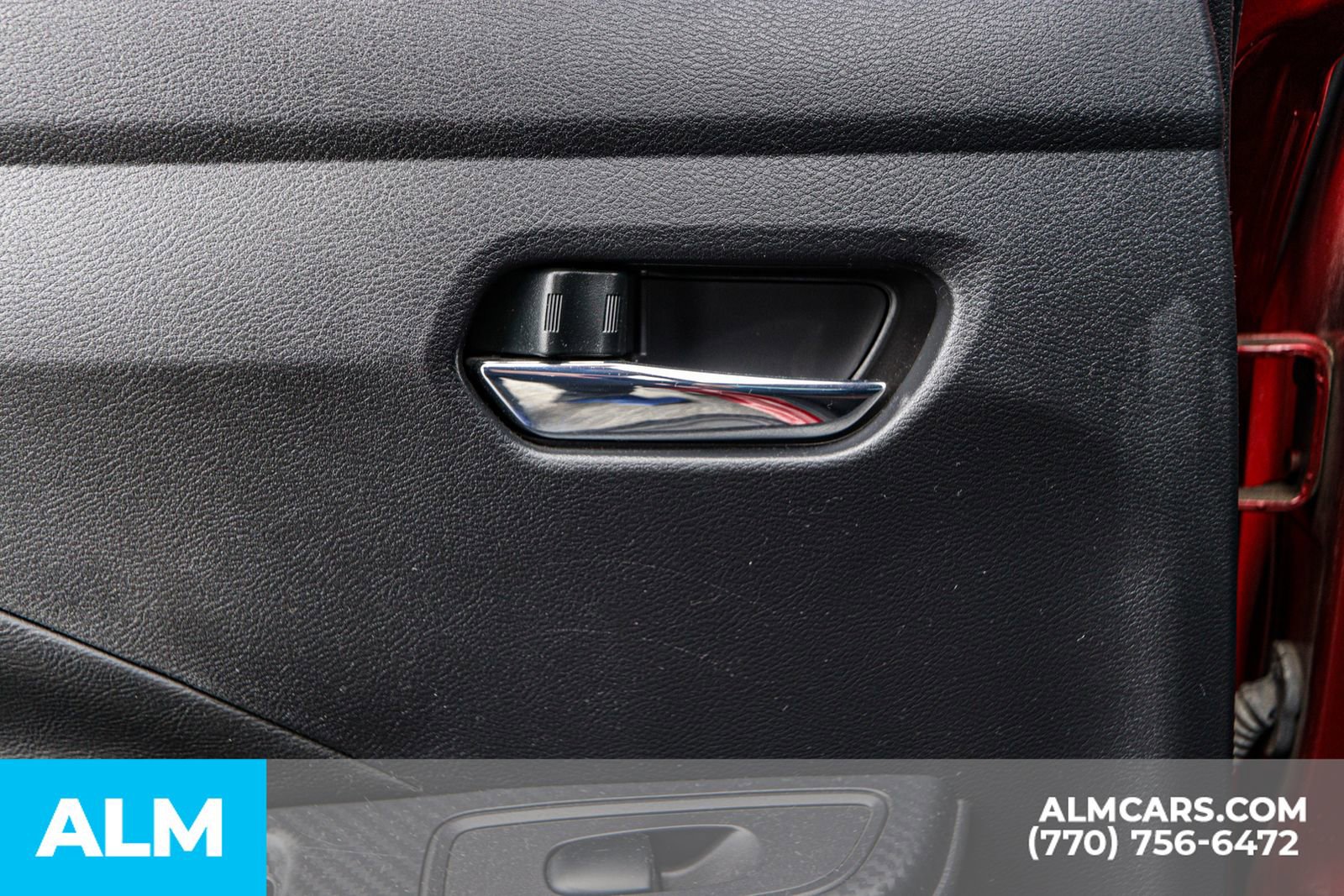 Used 2020 Nissan Versa SR w/ Convenience Package image 58