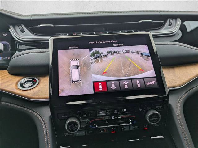 Used 2024 Jeep Grand Cherokee L Summit image 13